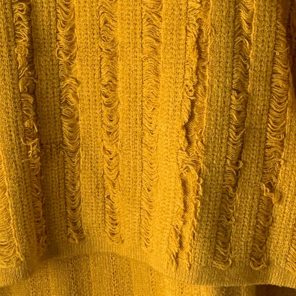 Gilli Yellow Turtleneck Sweater with Cuffed Long Sleeves High Low Size Medium - Picture 14 of 16